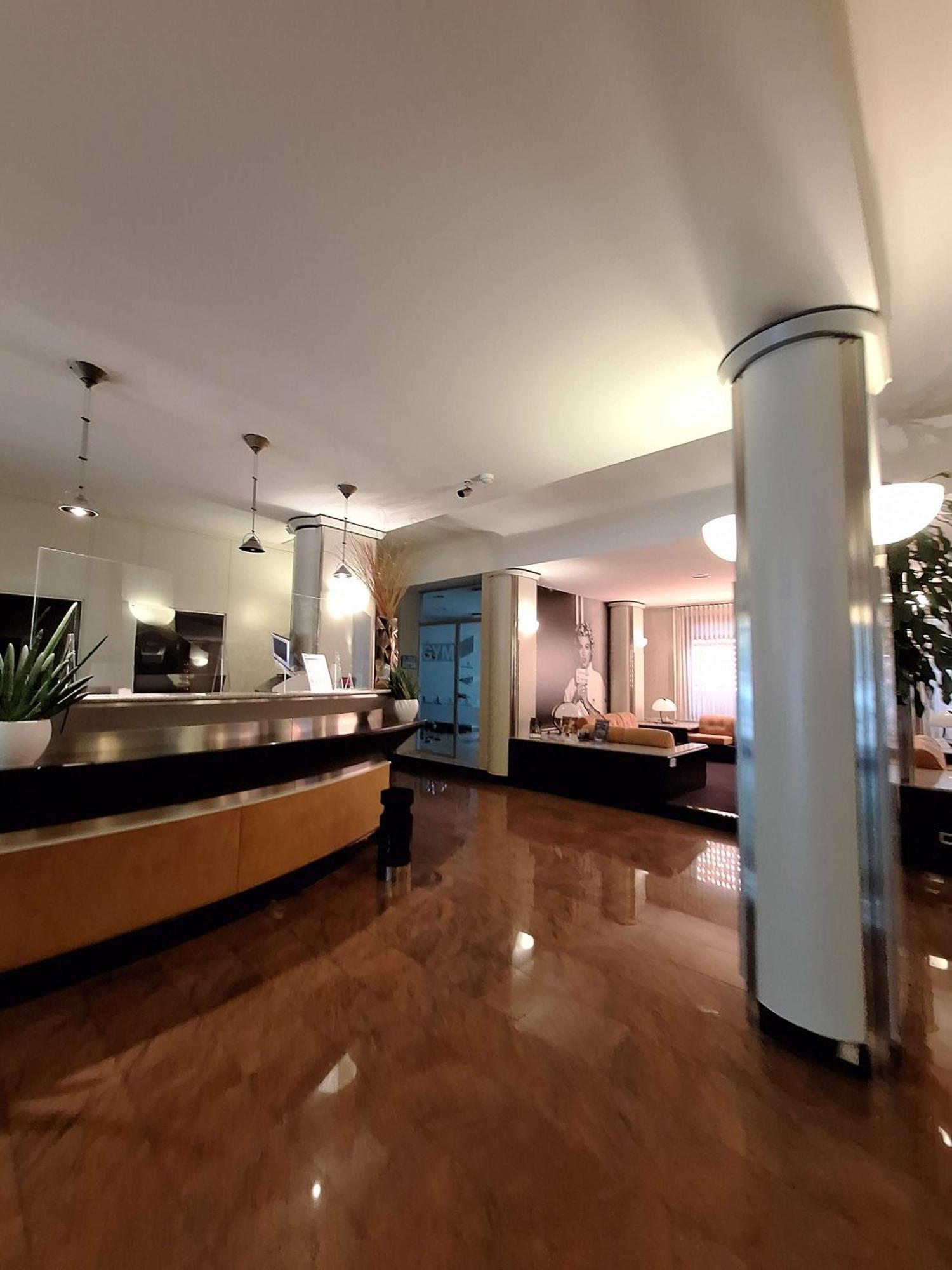 Sure Hotel By Best Western Milano Padua Exterior foto