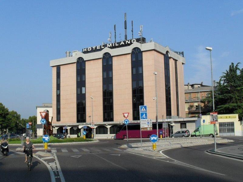 Sure Hotel By Best Western Milano Padua Exterior foto